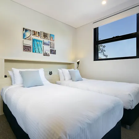 Veriu Camperdown-3